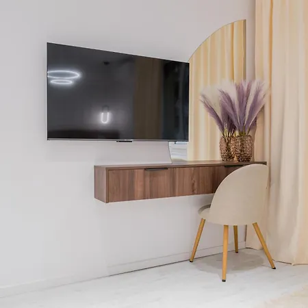 Ultra-modern Luxury - Spacious & Elegant * Bucharest