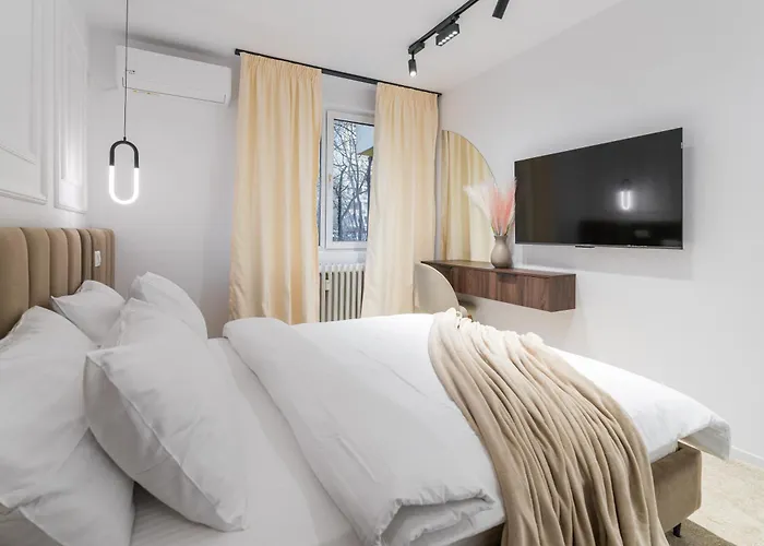 Apartament Ultra-modern Luxury - Spacious & Elegant *