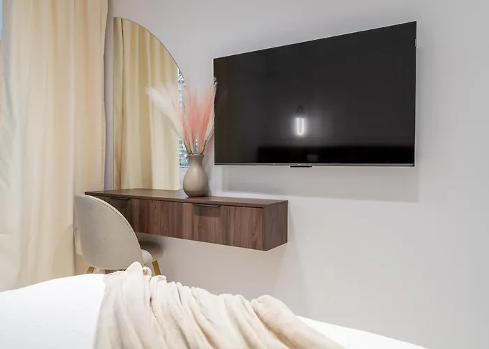 Apartament Ultra-modern Luxury - Spacious & Elegant *