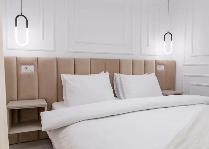 Ultra-modern Luxury - Spacious & Elegant Bukareszt