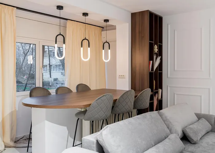 Ultra-modern Luxury - Spacious & Elegant Апартаменты