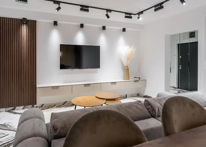Ultra-modern Luxury - Spacious & Elegant * Бухарест